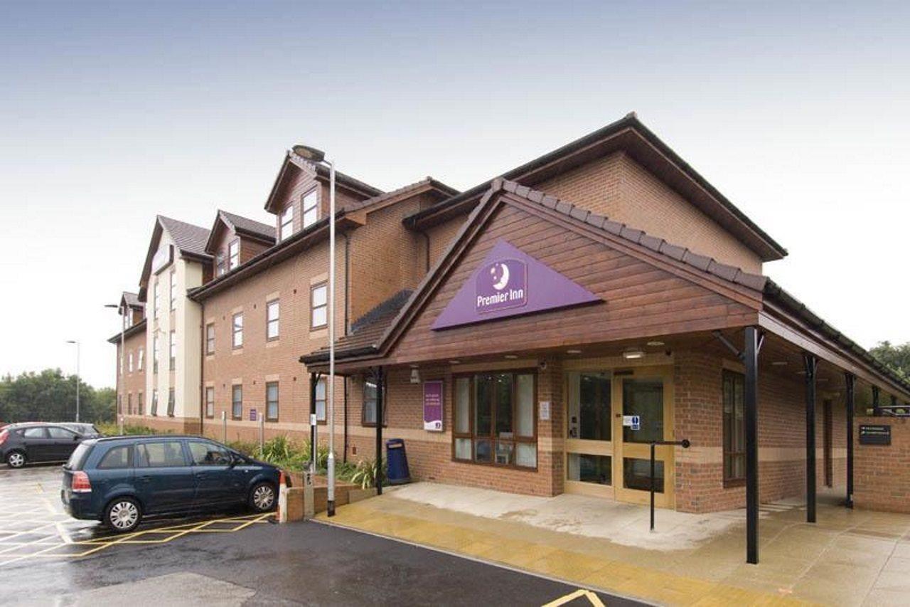 Premier Inn Ripley Рипли Экстерьер фото